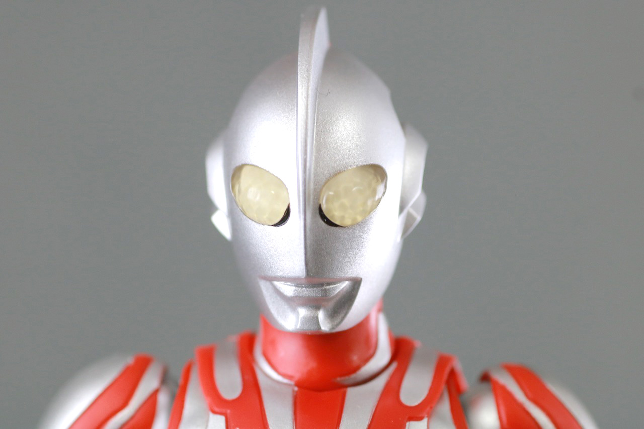 S.H.フィギュアーツ　ウルトラマンリブット　レビュー　本体