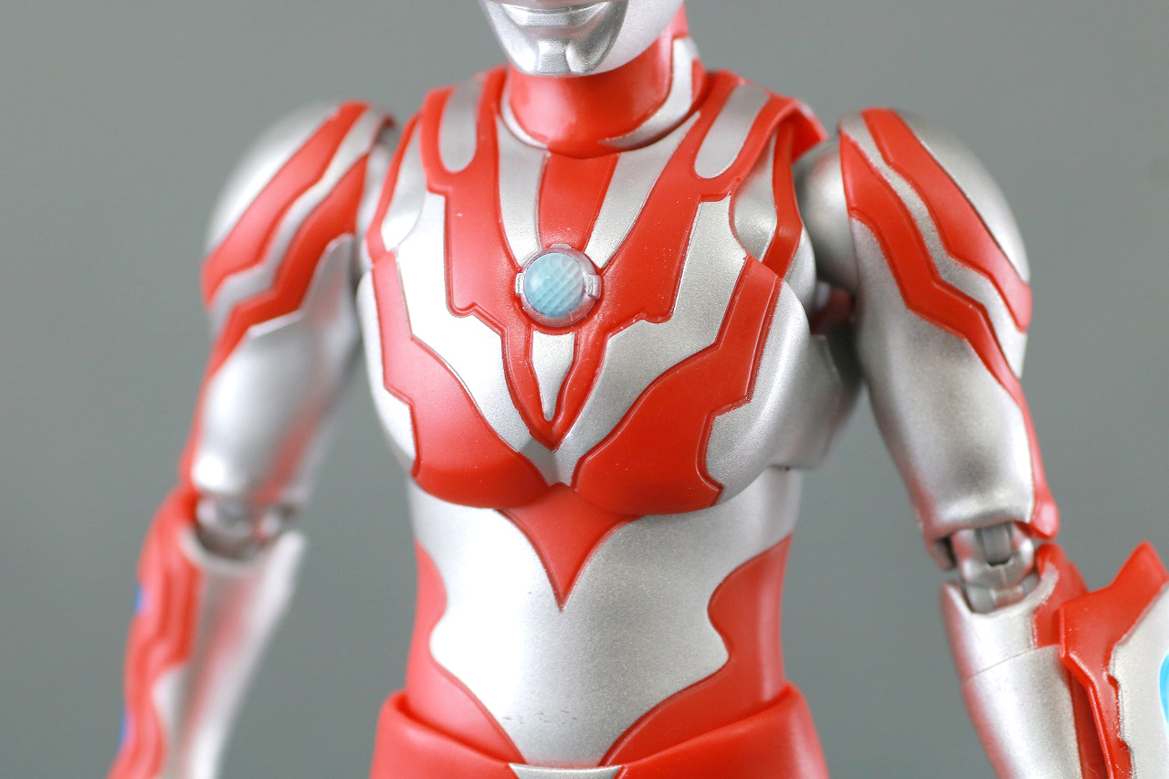 S.H.フィギュアーツ　ウルトラマンリブット　レビュー　本体