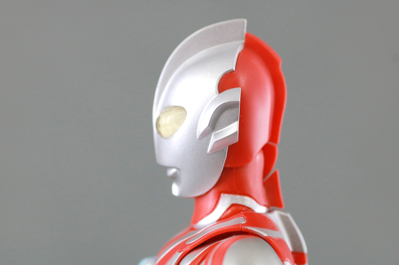 S.H.フィギュアーツ　ウルトラマンリブット　レビュー　本体