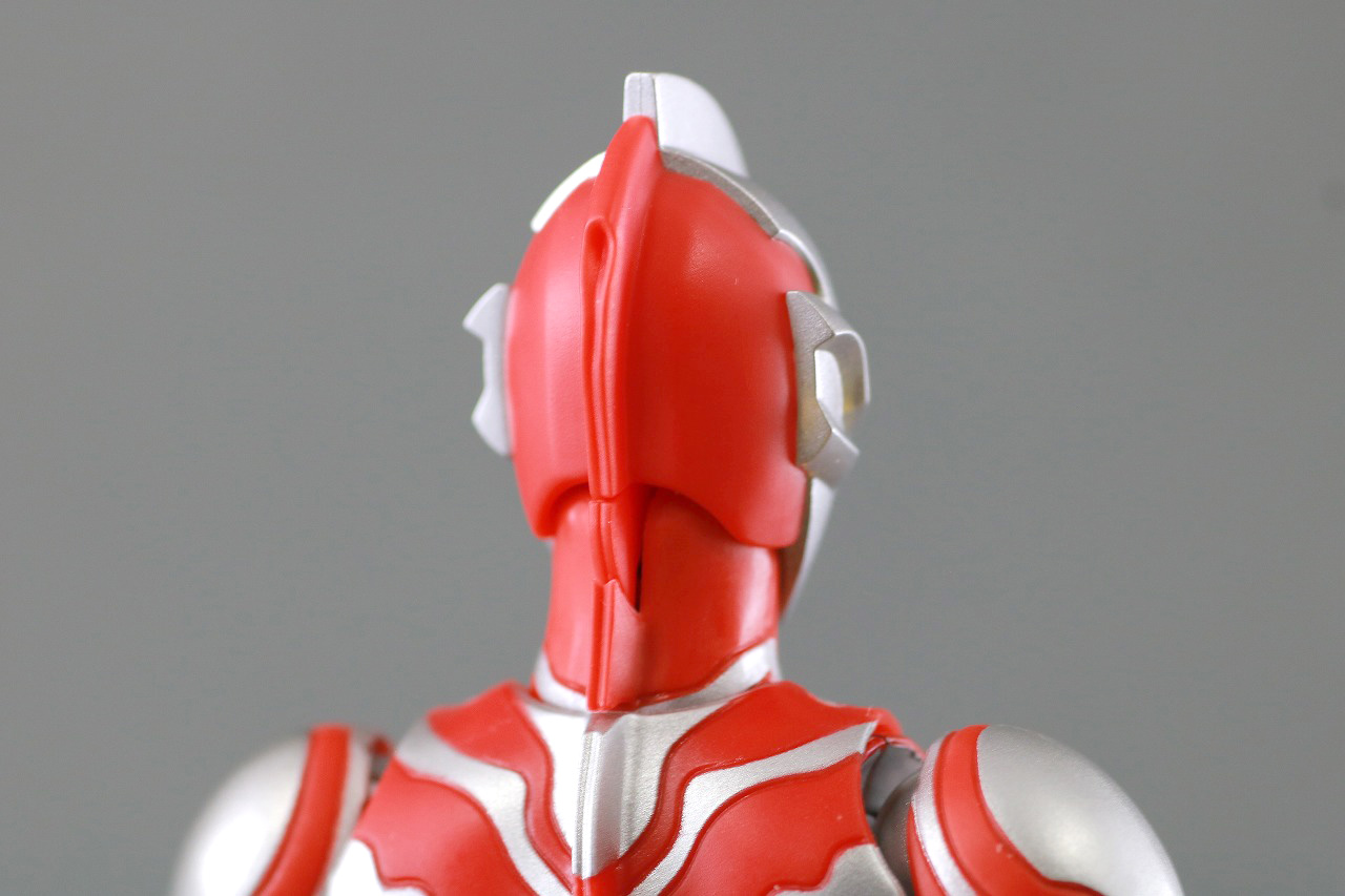 S.H.フィギュアーツ　ウルトラマンリブット　レビュー　本体