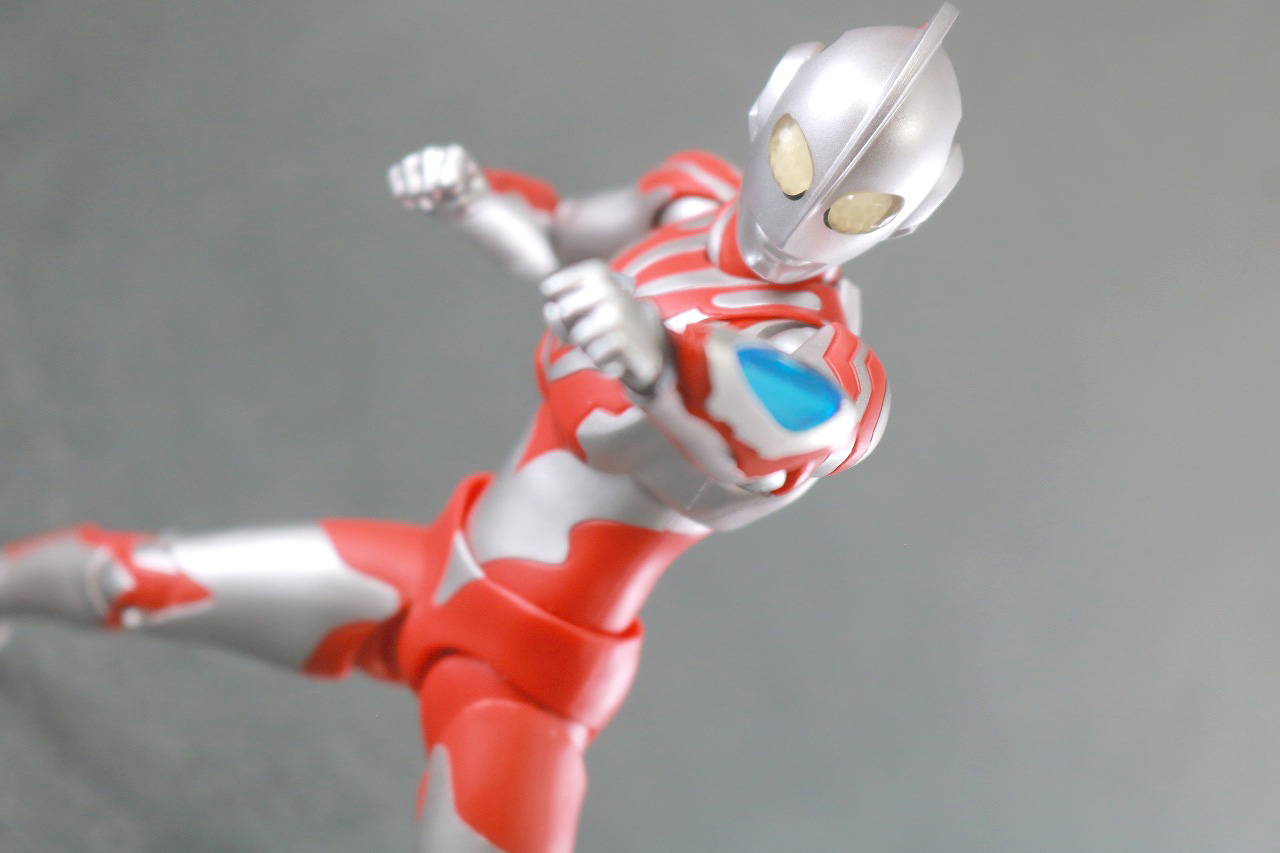 S.H.フィギュアーツ　ウルトラマンリブット　レビュー　アクション