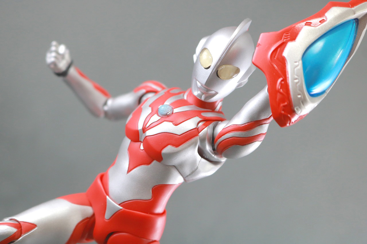 S.H.フィギュアーツ　ウルトラマンリブット　レビュー　アクション