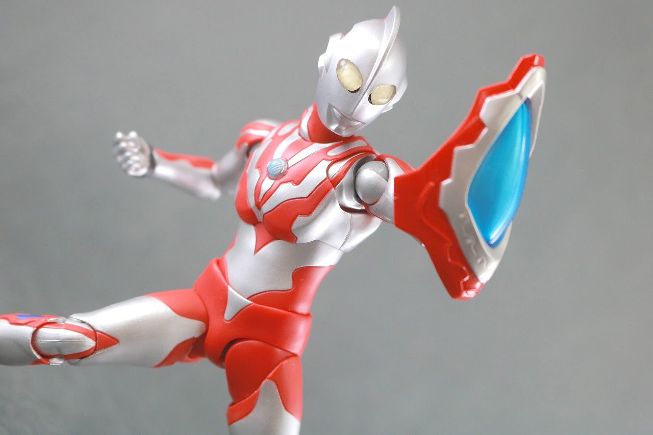 S.H.フィギュアーツ　ウルトラマンリブット　レビュー　アクション