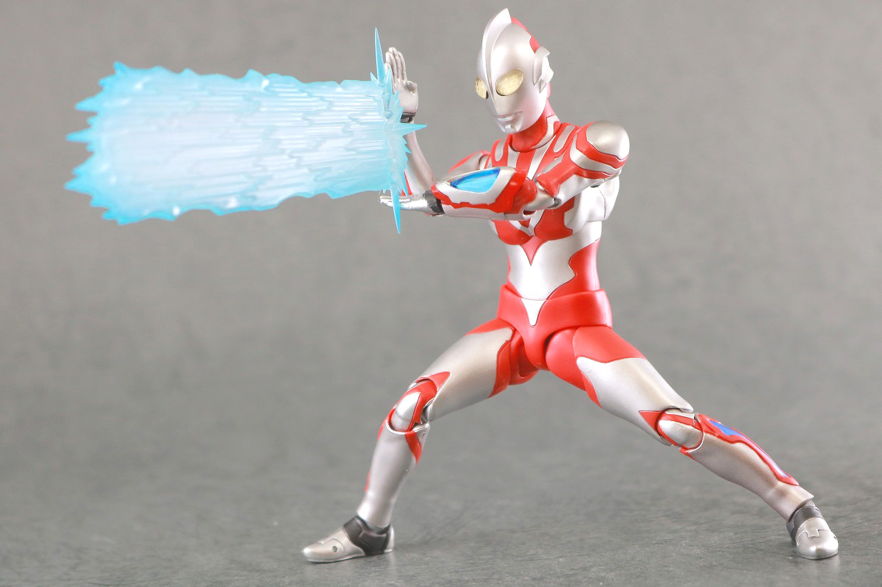 S.H.フィギュアーツ　ウルトラマンリブット　レビュー　アクション