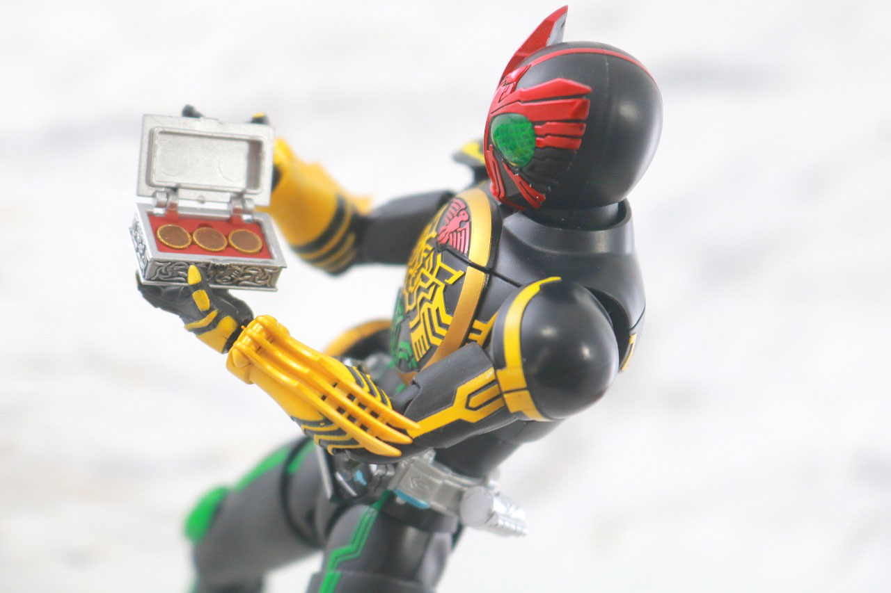 S.H.フィギュアーツ　仮面ライダーオーズ　ブラカワニコンボ　真骨彫製法　レビュー　アクション