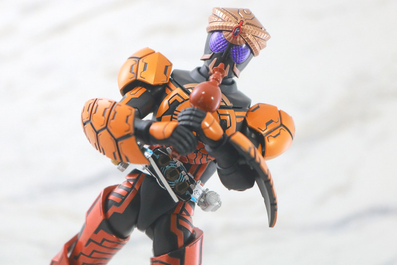 S.H.フィギュアーツ　仮面ライダーオーズ　ブラカワニコンボ　真骨彫製法　レビュー　アクション