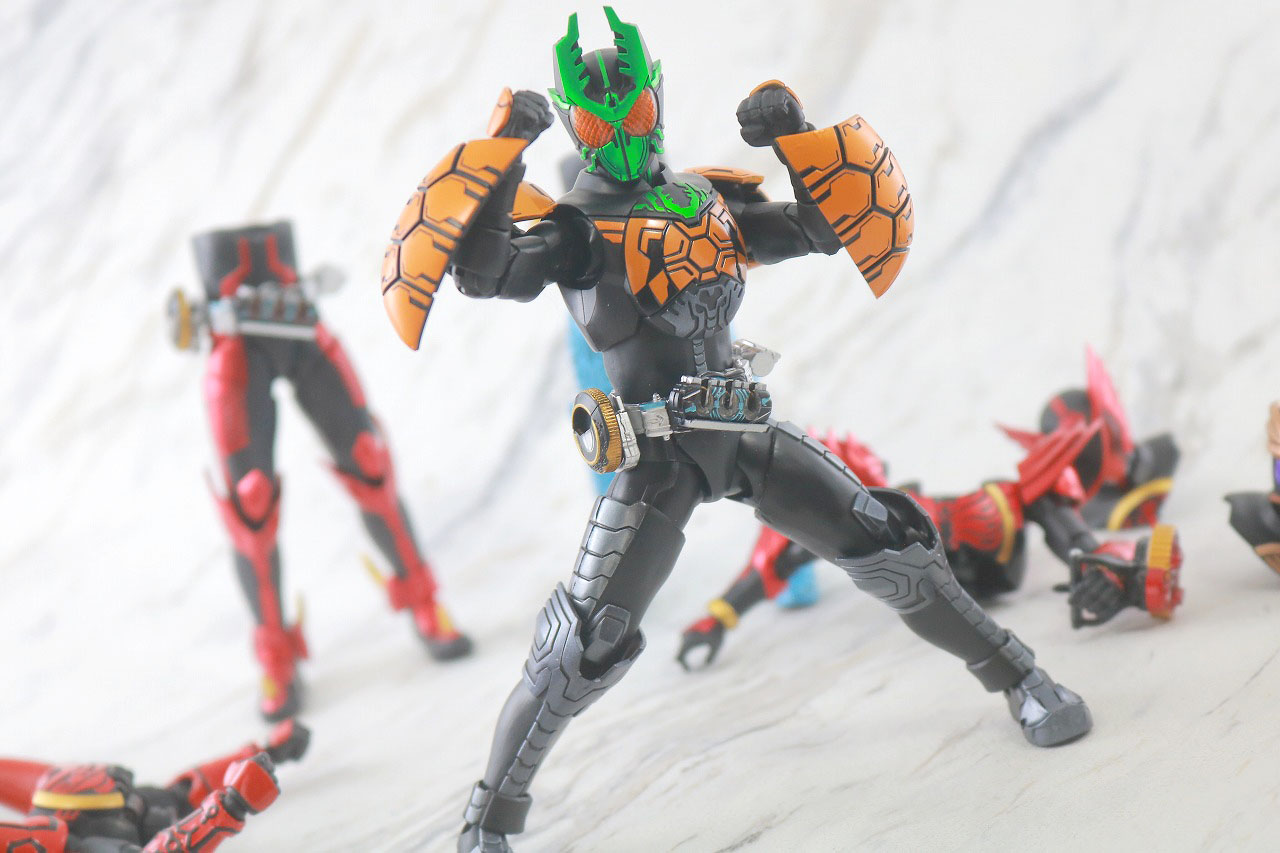 S.H.フィギュアーツ　仮面ライダーオーズ　ブラカワニコンボ　真骨彫製法　レビュー　アクション　コンボチェンジ