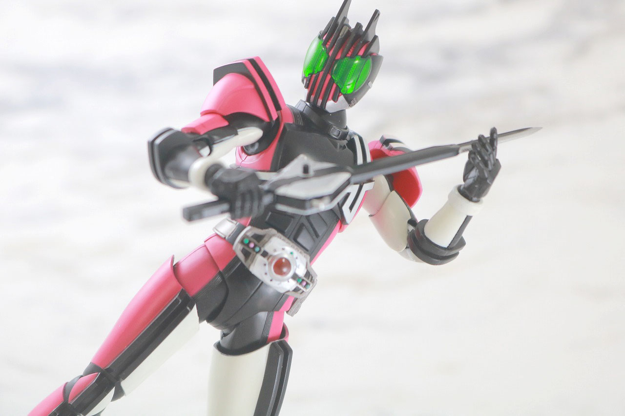 S.H.フィギュアーツ　仮面ライダーディケイド　真骨彫製法　50th Anniversary Ver.　レビュー　アクション