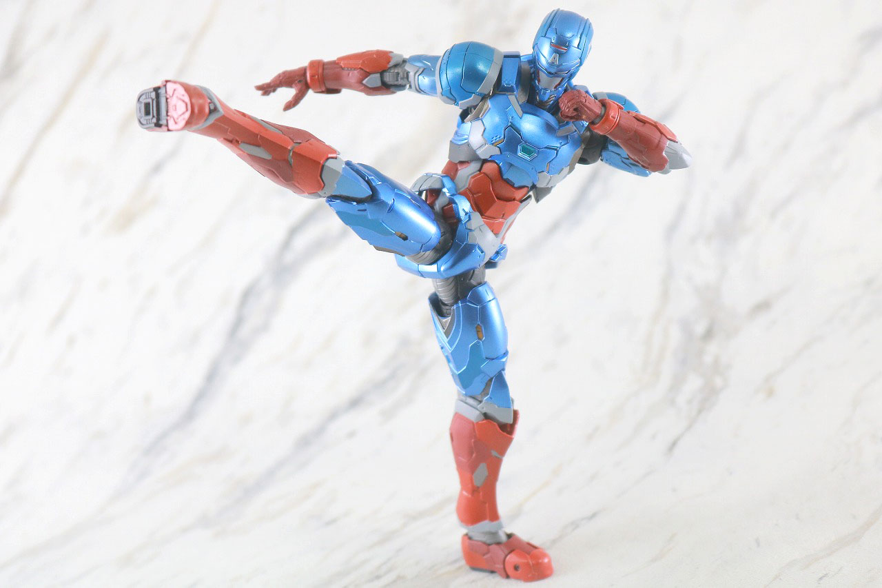 S.H.フィギュアーツ　キャプテン・アメリカ（テック・オン・アベンジャーズ）　レビュー　アクション