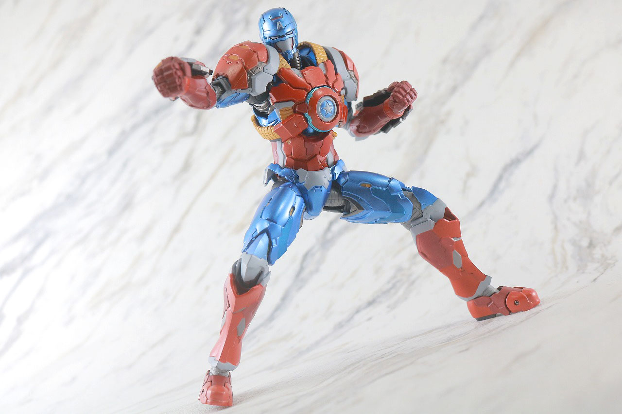 S.H.フィギュアーツ　キャプテン・アメリカ（テック・オン・アベンジャーズ）　レビュー　DH-10　アクション