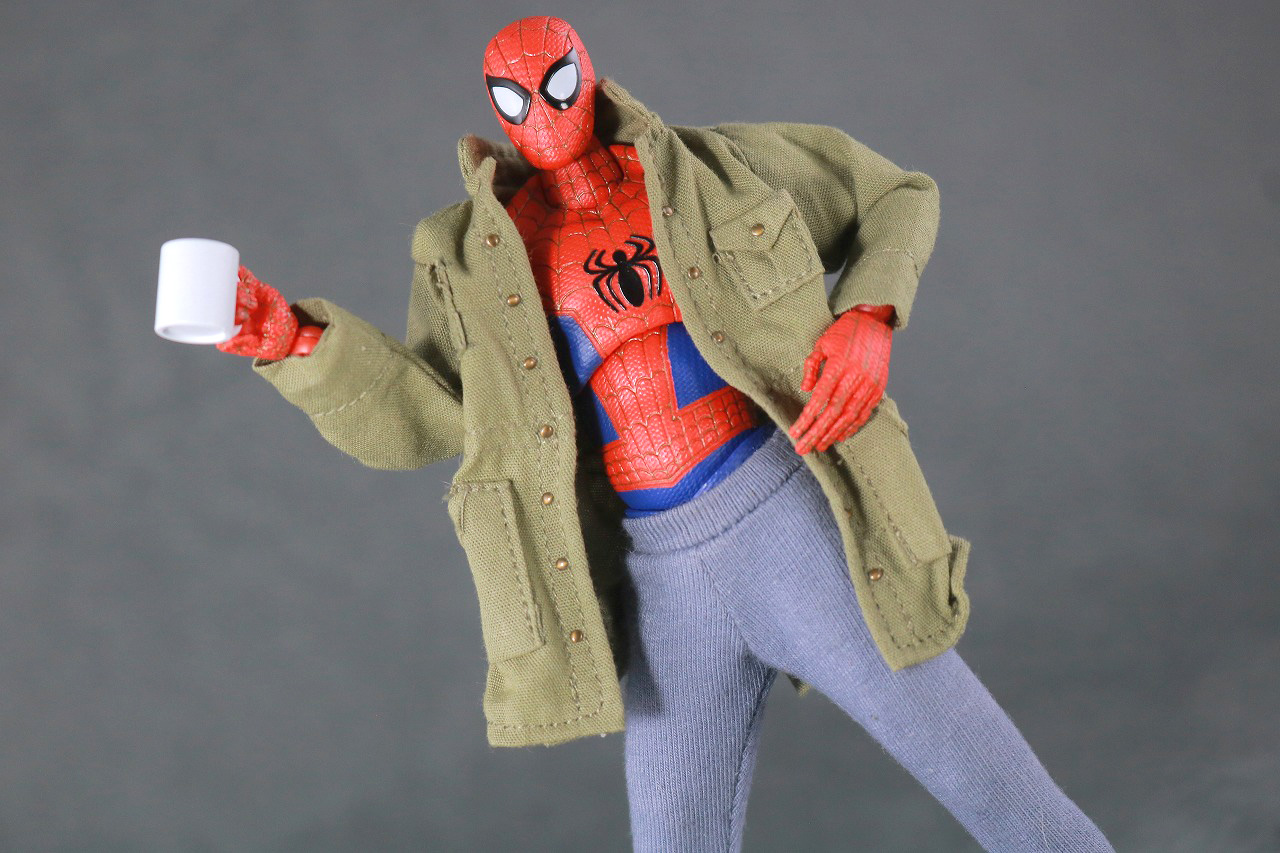 千値練 SVアクション　スパイダーマン　ピーター・B・パーカー　レビュー　MAFEX　服　アクション