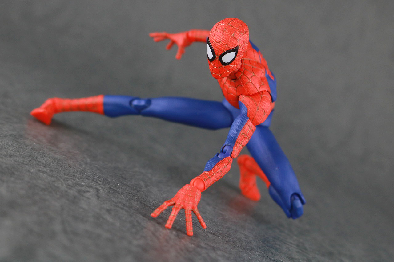 千値練 SVアクション　スパイダーマン　ピーター・B・パーカー　レビュー　ピーター・パーカー　アクション