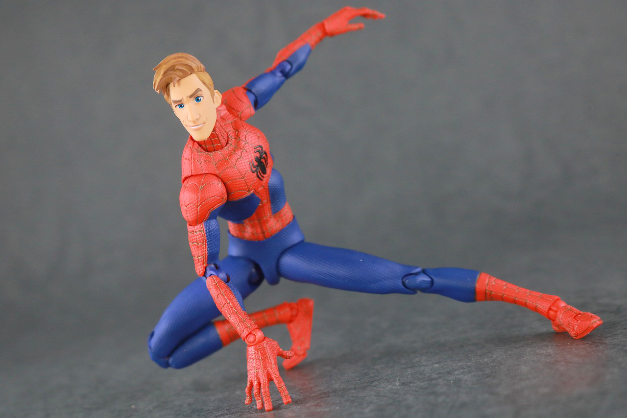 千値練 SVアクション　スパイダーマン　ピーター・B・パーカー　レビュー　ピーター・パーカー　アクション