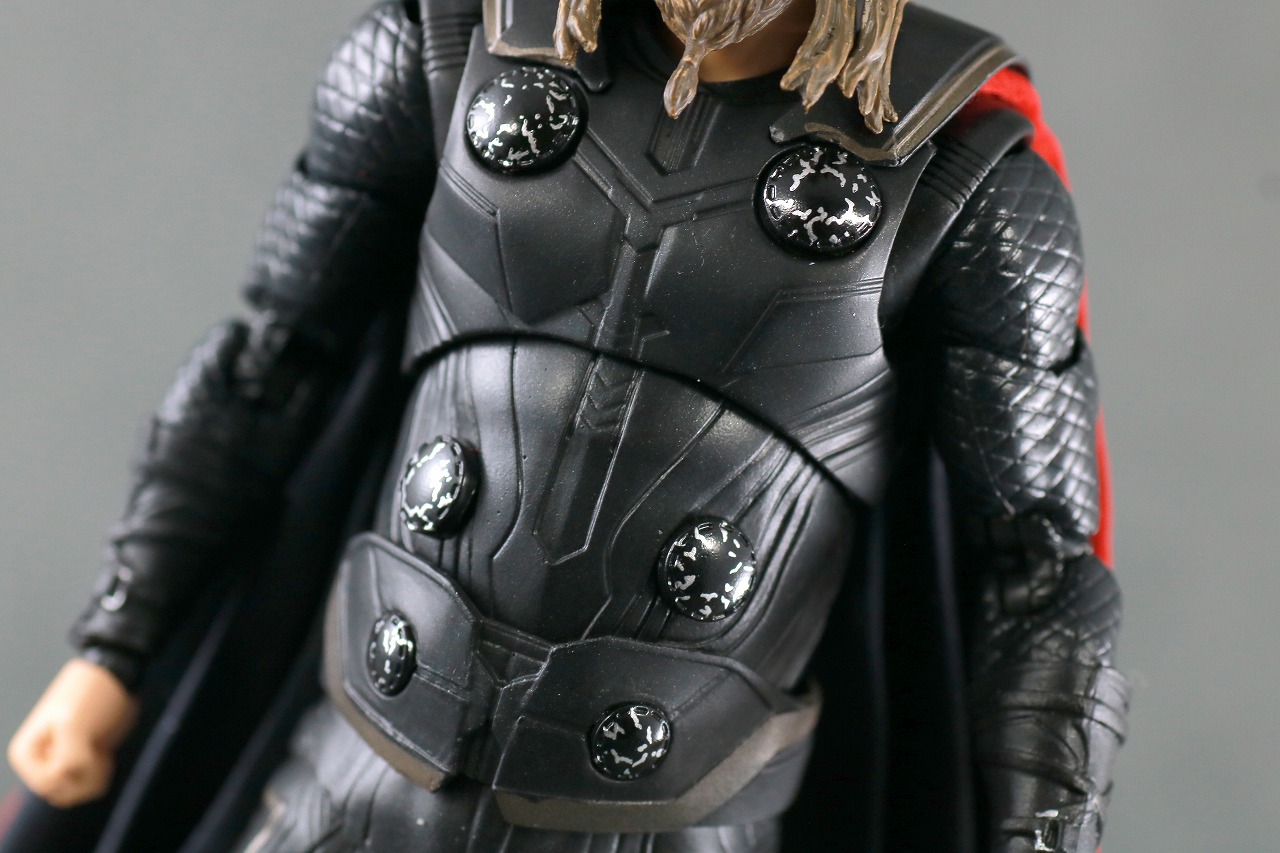 MAFEX　マフェックス　ソー　アベンジャーズ　エンドゲーム　レビュー　本体