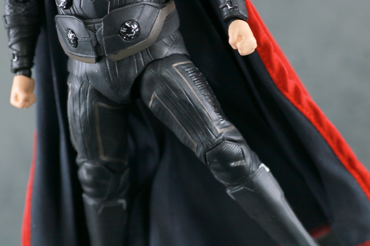 MAFEX　マフェックス　ソー　アベンジャーズ　エンドゲーム　レビュー　本体