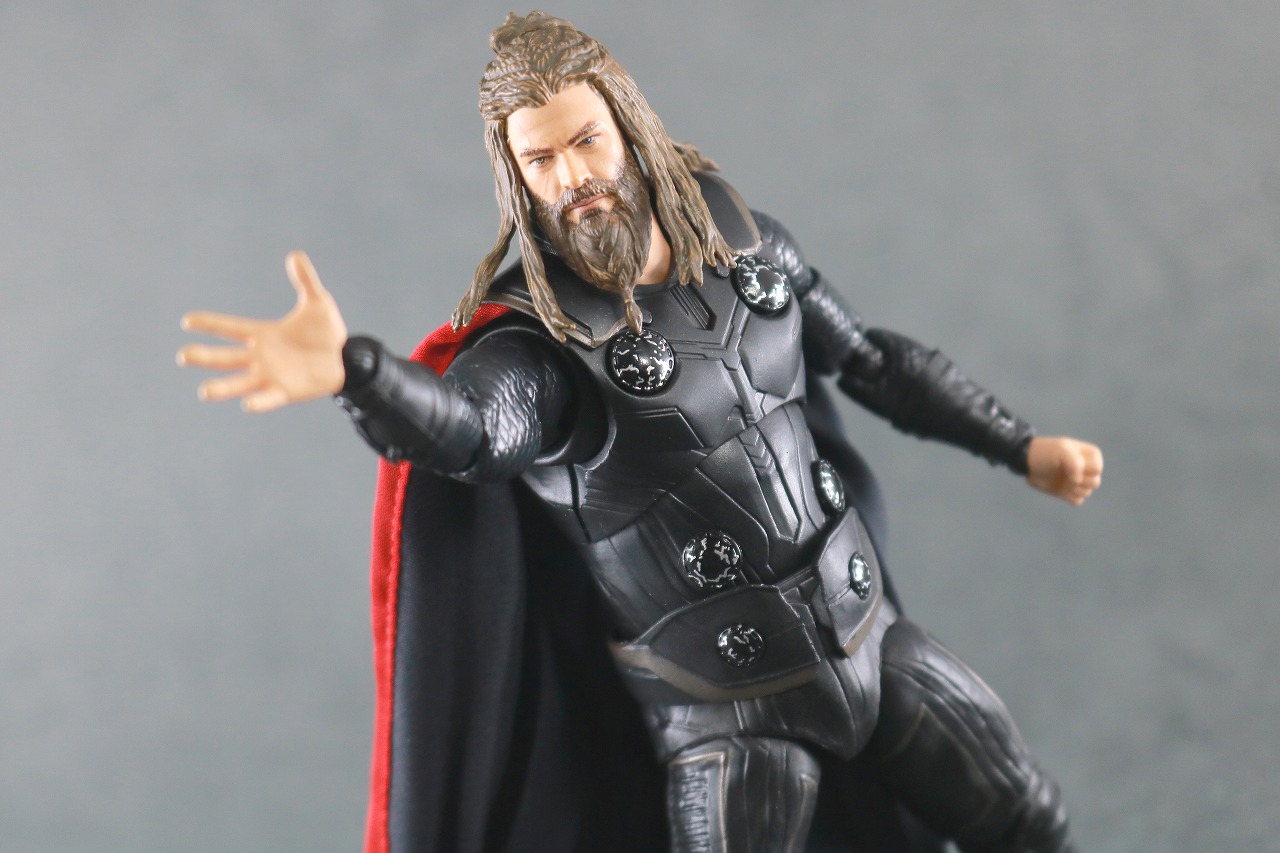 MAFEX　マフェックス　ソー　アベンジャーズ　エンドゲーム　レビュー　アクション