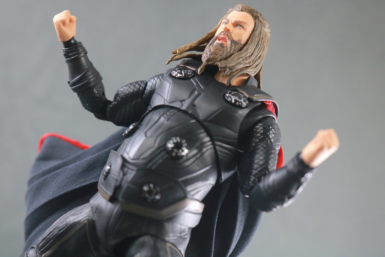 MAFEX　マフェックス　ソー　アベンジャーズ　エンドゲーム　レビュー　アクション