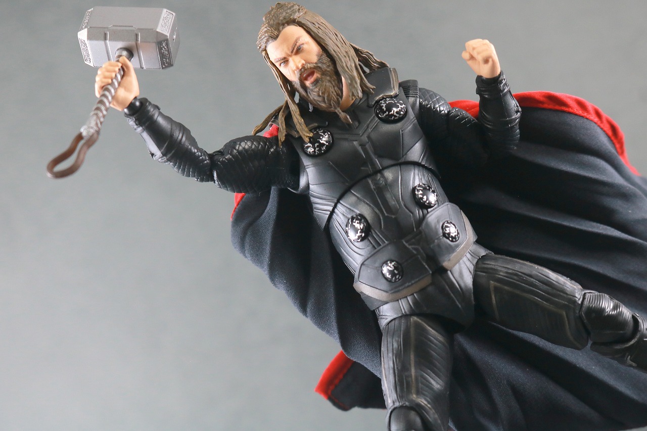 MAFEX　マフェックス　ソー　アベンジャーズ　エンドゲーム　レビュー　アクション