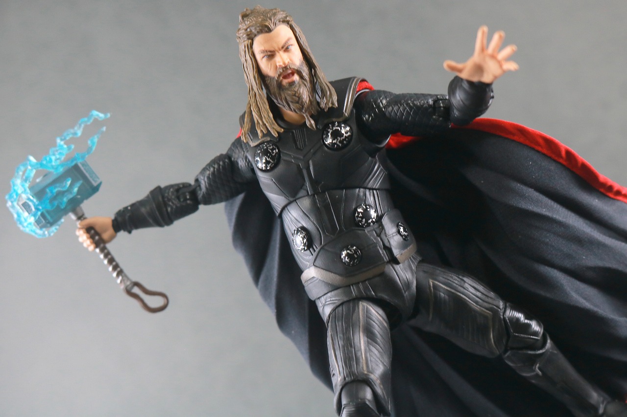 MAFEX　マフェックス　ソー　アベンジャーズ　エンドゲーム　レビュー　アクション