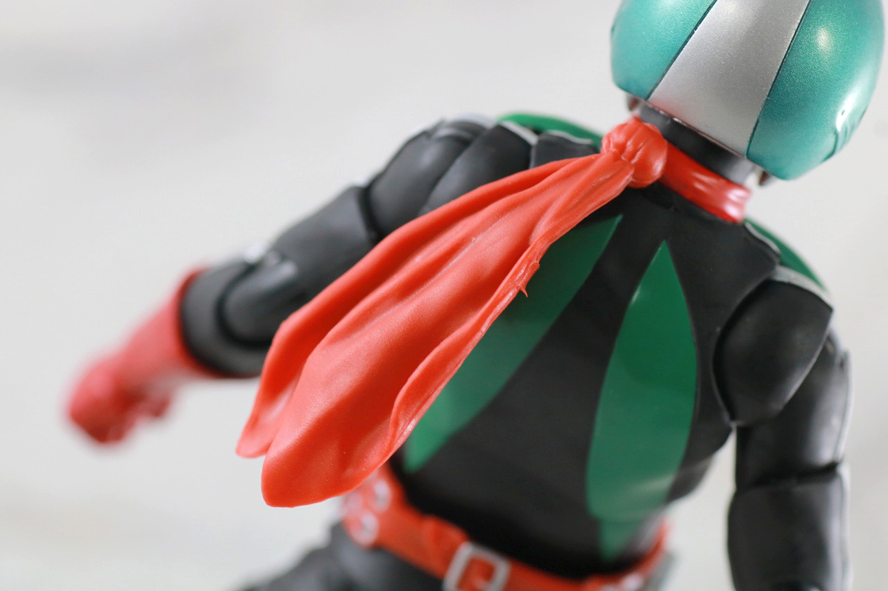 S.H.フィギュアーツ　仮面ライダー新2号　真骨彫製法　50th Anniversary Ver.　レビュー　本体