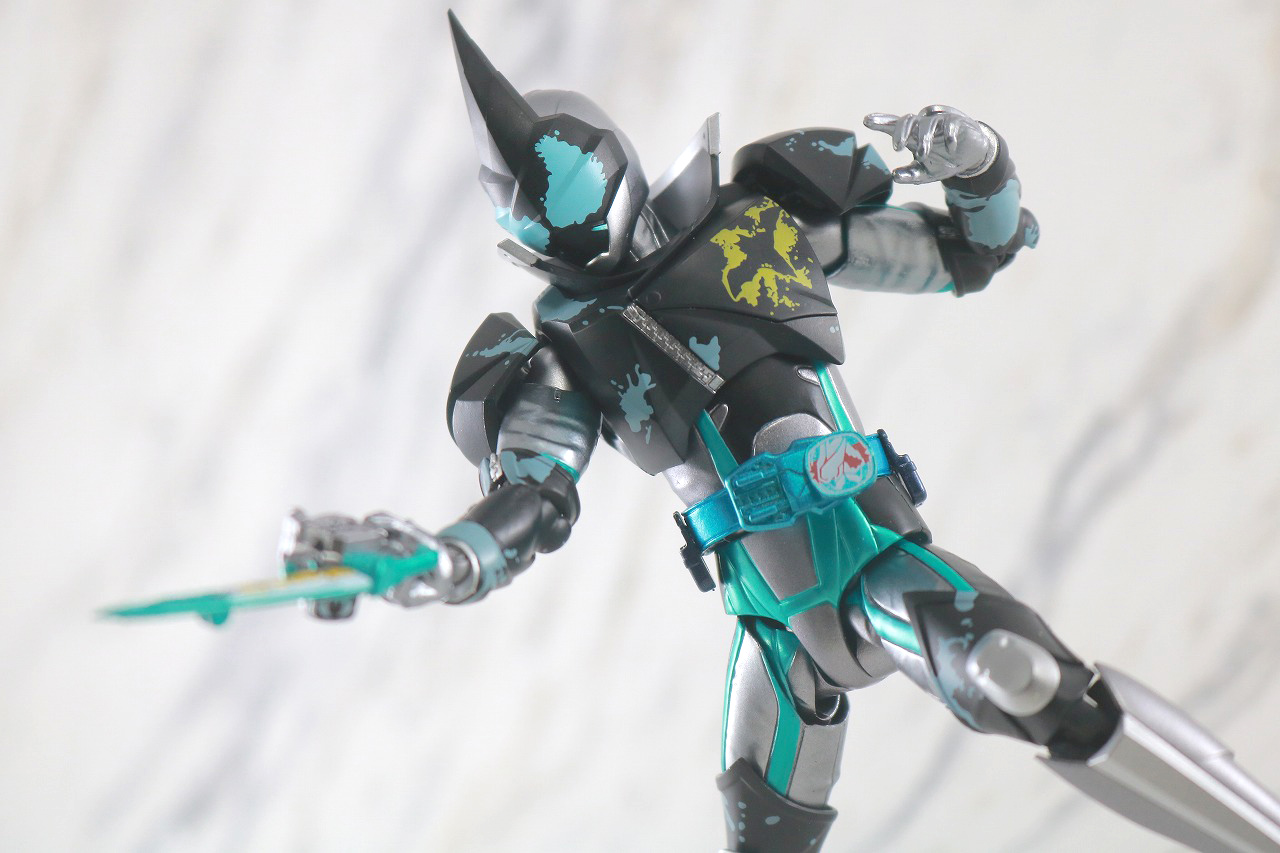 S.H.フィギュアーツ　仮面ライダーエビル バットゲノム　レビュー　アクション