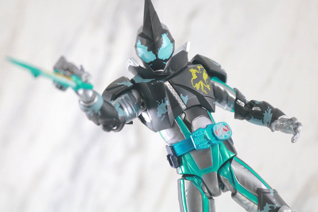 S.H.フィギュアーツ　仮面ライダーエビル　バットゲノム ジャッカルゲノム　レビュー　アクション