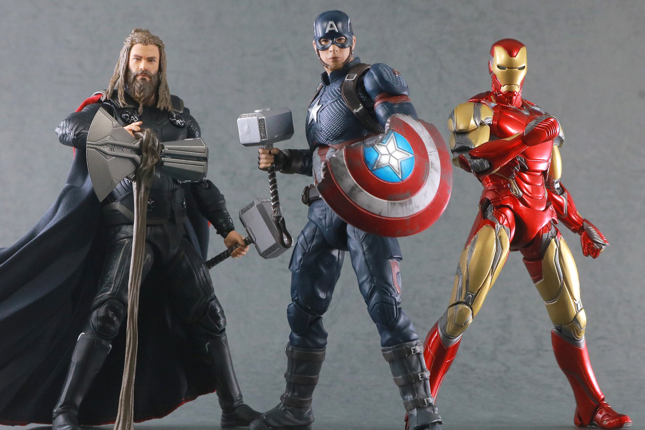 MAFEX　マフェックス　アイアンマン　マーク85　アベンジャーズ　エンドゲーム　レビュー　アクション　ソー　キャプテン・アメリカ