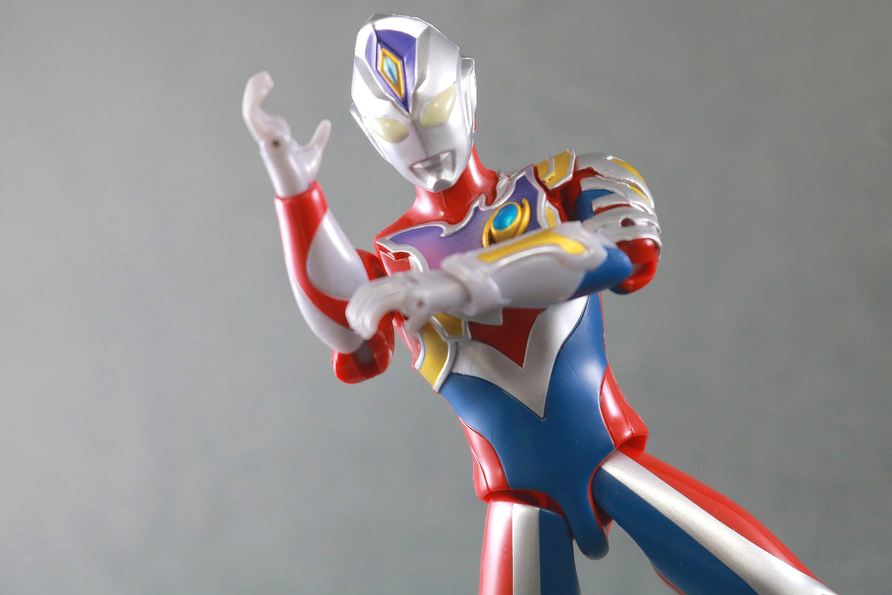 ウルトラアクションフィギュア　ウルトラマンデッカー　フラッシュタイプ　レビュー　アクション