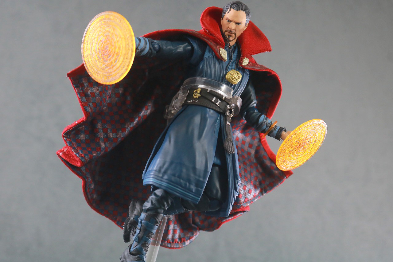 MAFEX　ドクターストレンジ　アベンジャーズ　インフィニティ・ウォー　レビュー　アクション