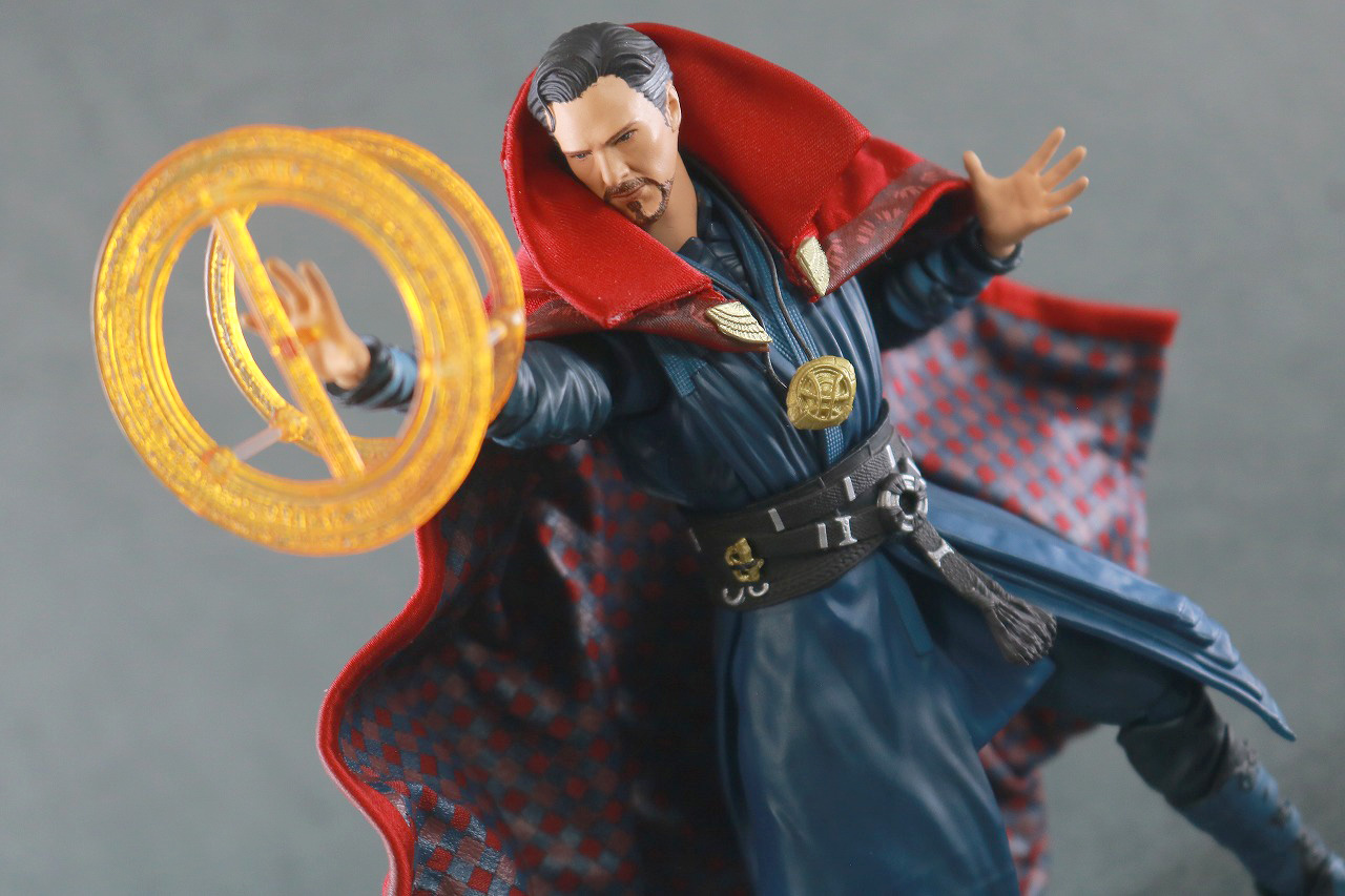 MAFEX　ドクターストレンジ　アベンジャーズ　インフィニティ・ウォー　レビュー　アクション