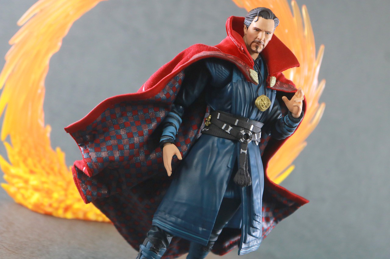 MAFEX　ドクターストレンジ　アベンジャーズ　インフィニティ・ウォー　レビュー　アクション