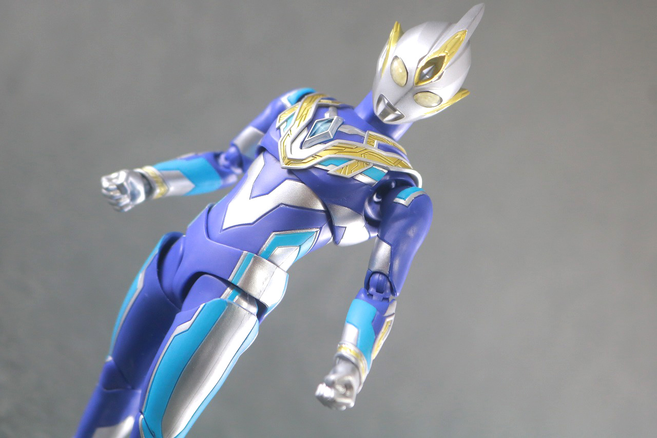 S.H.フィギュアーツ　ウルトラマントリガー スカイタイプ　レビュー　アクション