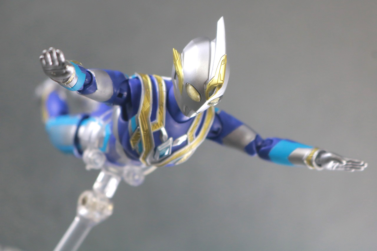 S.H.フィギュアーツ　ウルトラマントリガー スカイタイプ　レビュー　アクション