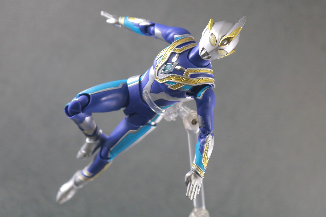 S.H.フィギュアーツ　ウルトラマントリガー スカイタイプ　レビュー　アクション