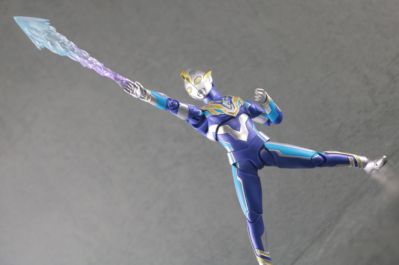 S.H.フィギュアーツ　ウルトラマントリガー スカイタイプ　レビュー　アクション