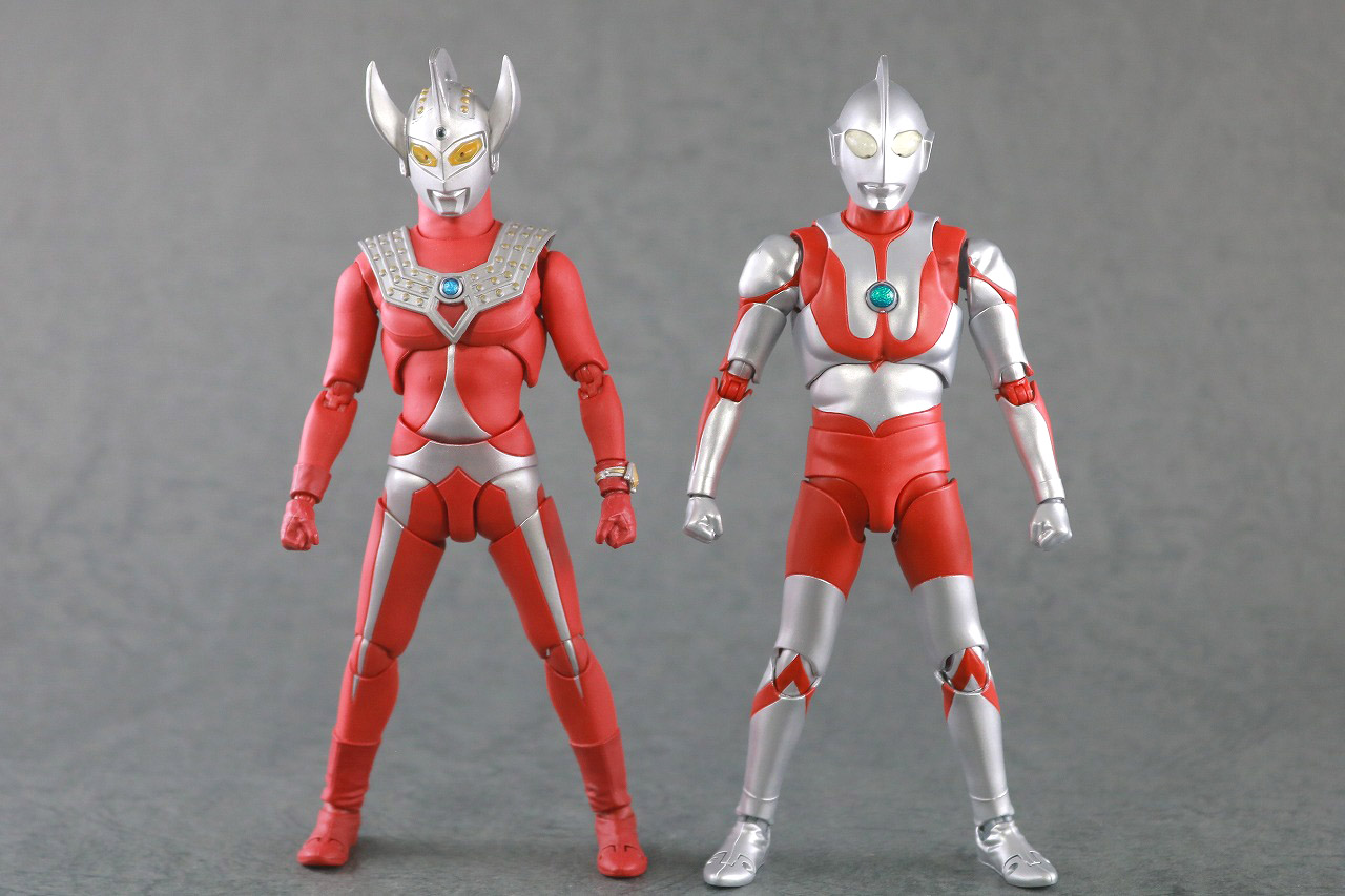 S.H.フィギュアーツ　ウルトラマン　真骨彫製法　レビュー　本体　ウルトラマンタロウ　比較