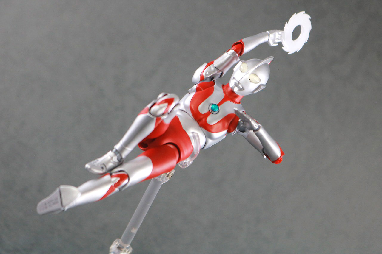 S.H.フィギュアーツ　ウルトラマン　真骨彫製法　レビュー　アクション