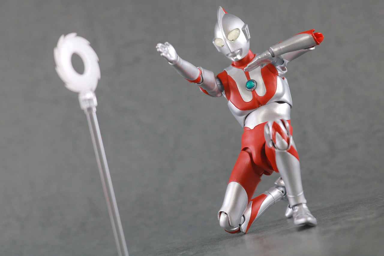 S.H.フィギュアーツ　ウルトラマン　真骨彫製法　レビュー　アクション