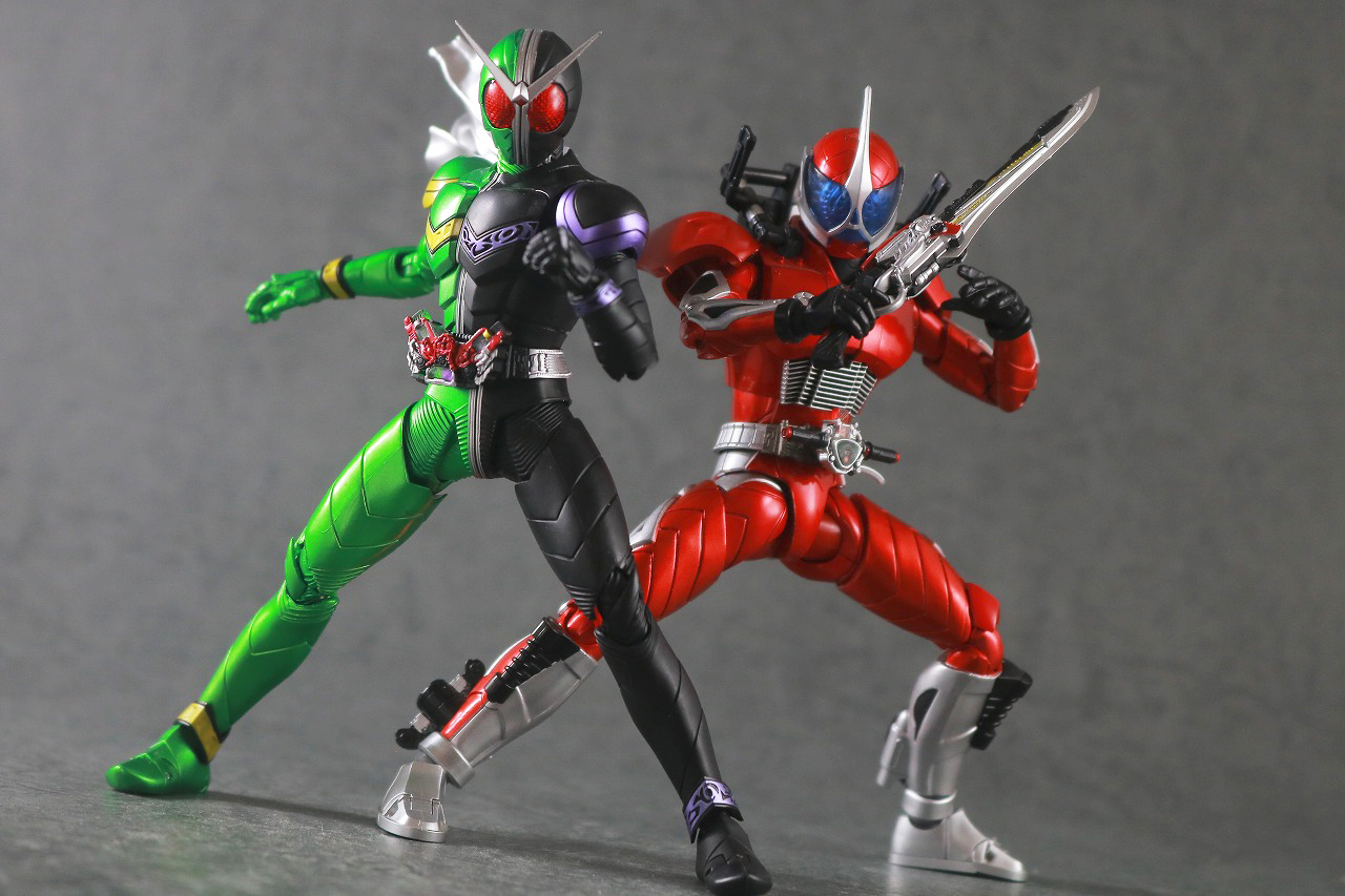 S.H.フィギュアーツ　仮面ライダーW サイクロンジョーカー　真骨彫製法　風都探偵アニメ化記念　レビュー　アクション　仮面ライダーアクセル