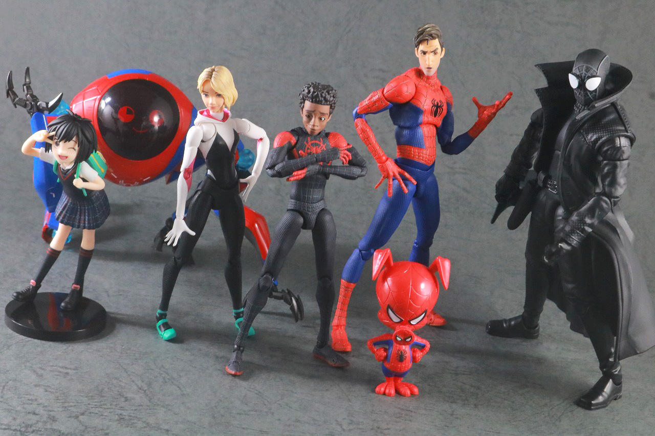 マーベルレジェンド　スパイダーマン・ノワール　レビュー　アクション　MAFEX　千値練　マイルス・モラレス　ペニー・パーカー SP//DR　ピーター・B・パーカー　MAFEX　スパイダー・グウェン