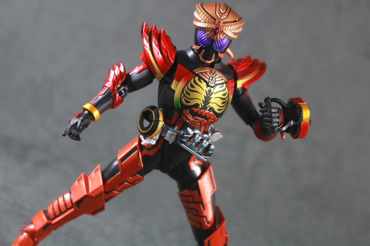 S.H.フィギュアーツ　仮面ライダーオーズ　タジャドルコンボエタニティ　真骨頂製法　レビュー　アクション