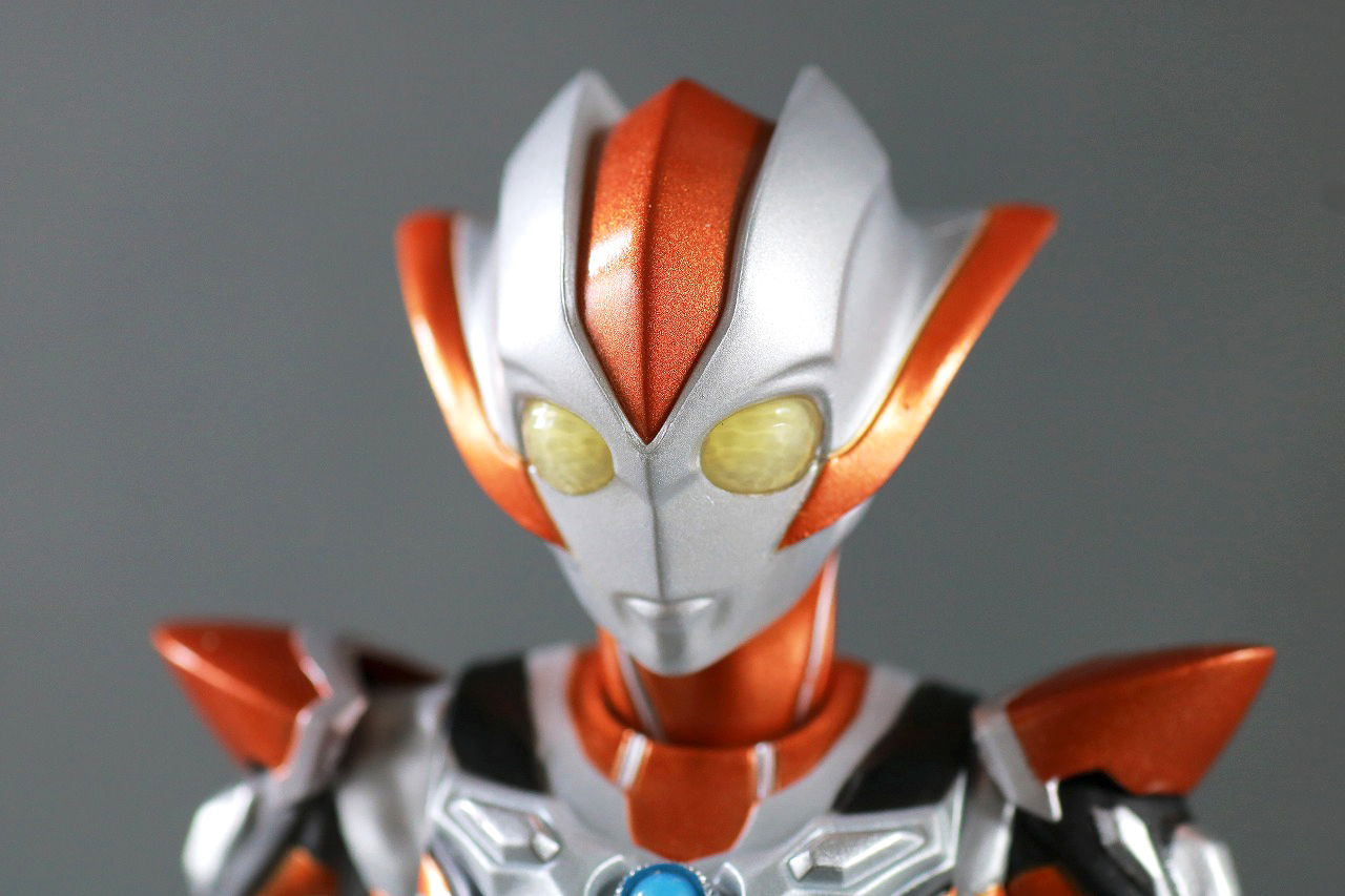 S.H.フィギュアーツ　ウルトラウーマングリージョ　レビュー　本体