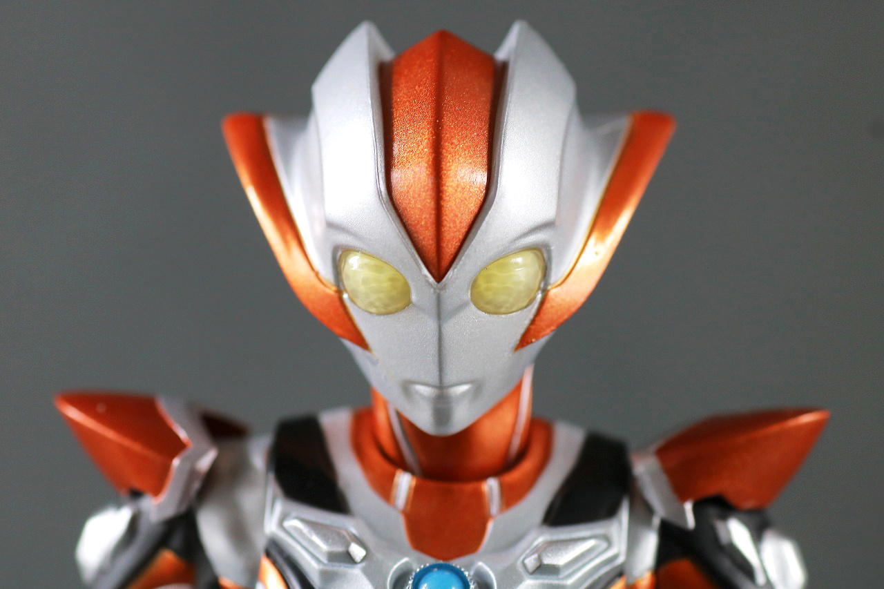 S.H.フィギュアーツ　ウルトラウーマングリージョ　レビュー　本体