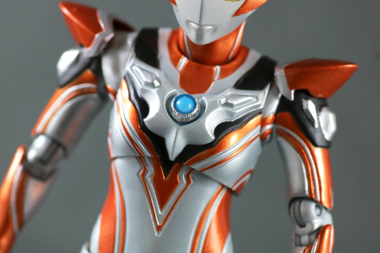 S.H.フィギュアーツ　ウルトラウーマングリージョ　レビュー　本体