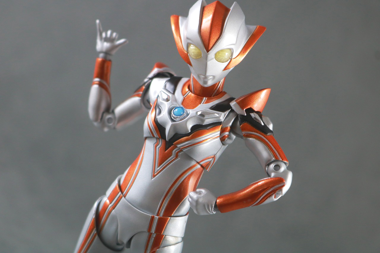 S.H.フィギュアーツ　ウルトラウーマングリージョ　レビュー　アクション