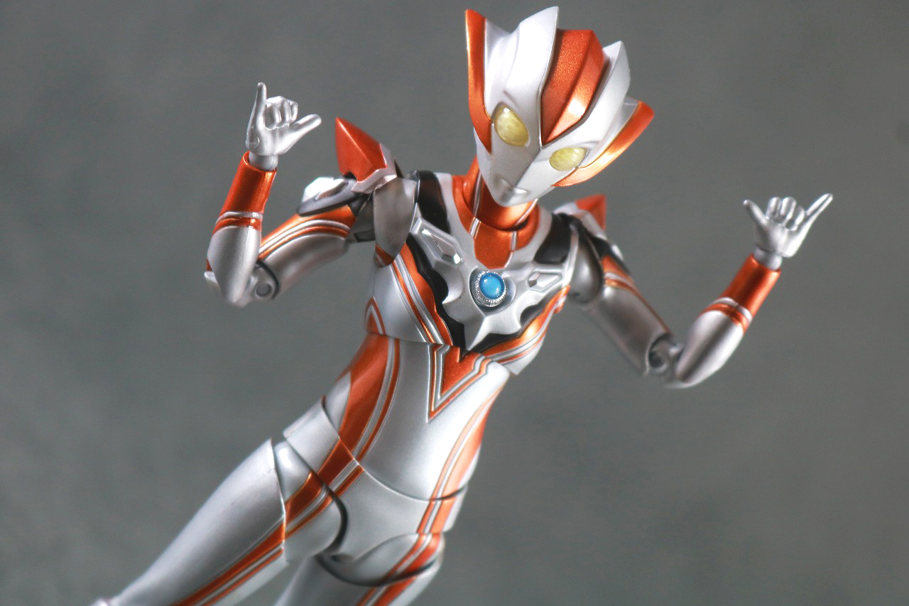 S.H.フィギュアーツ　ウルトラウーマングリージョ　レビュー　アクション