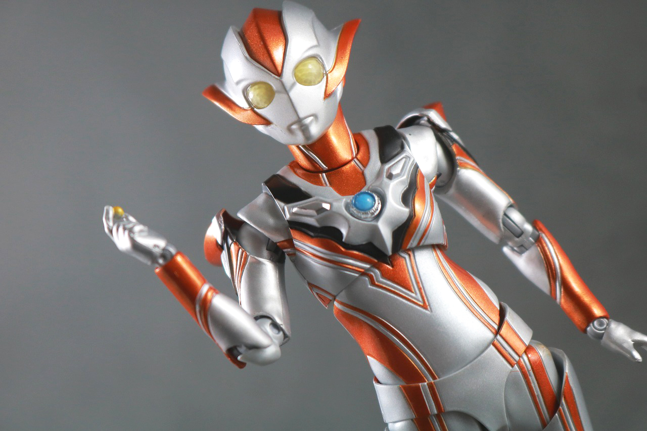 S.H.フィギュアーツ　ウルトラウーマングリージョ　レビュー　アクション