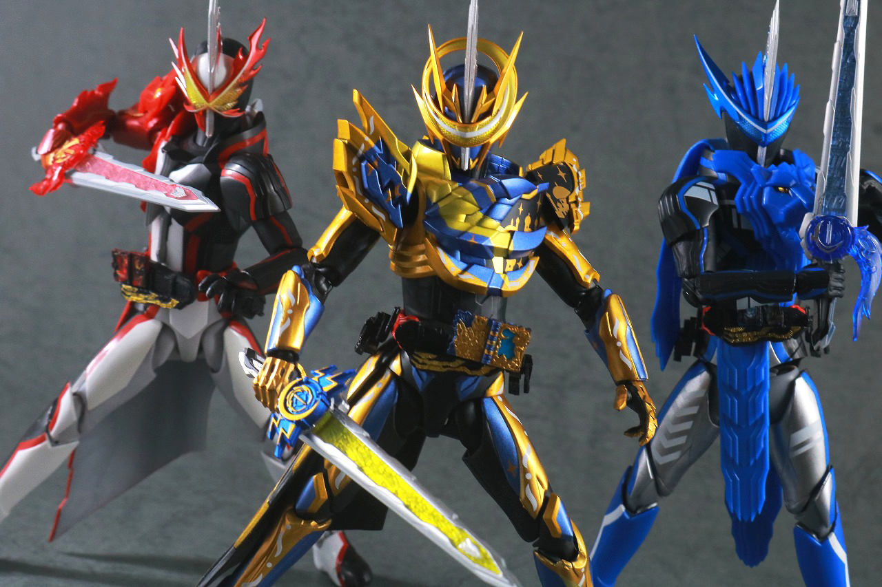 S.H.フィギュアーツ　仮面ライダーエスパーダ　アラビアーナナイト　レビュー　アクション　仮面ライダーセイバー ブレイブドラゴン　仮面ライダーブレイズ ライオン戦記