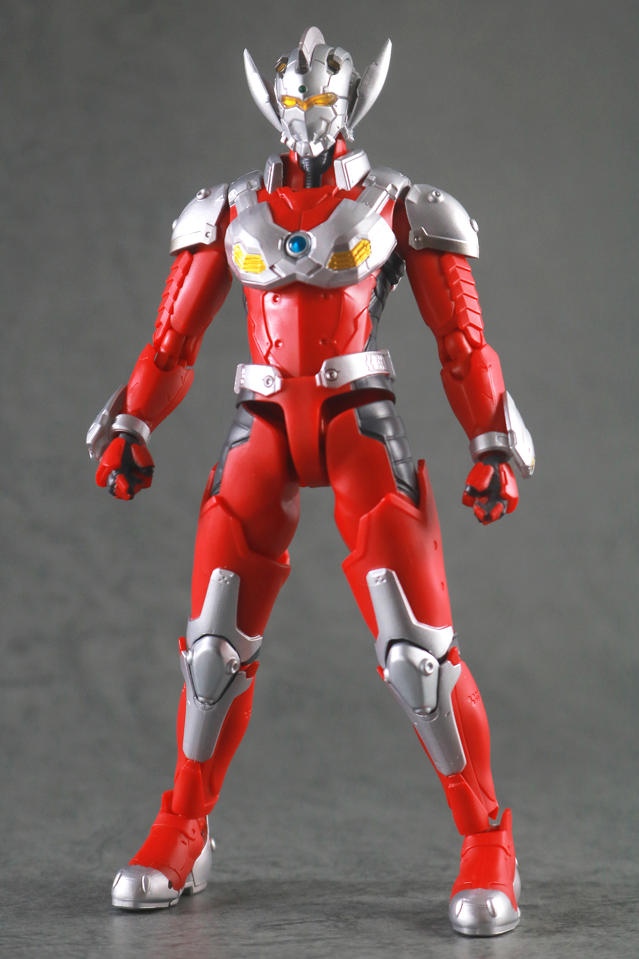 S.H.フィギュアーツ　ULTRAMAN SUIT TARO the Animation　レビュー　本体