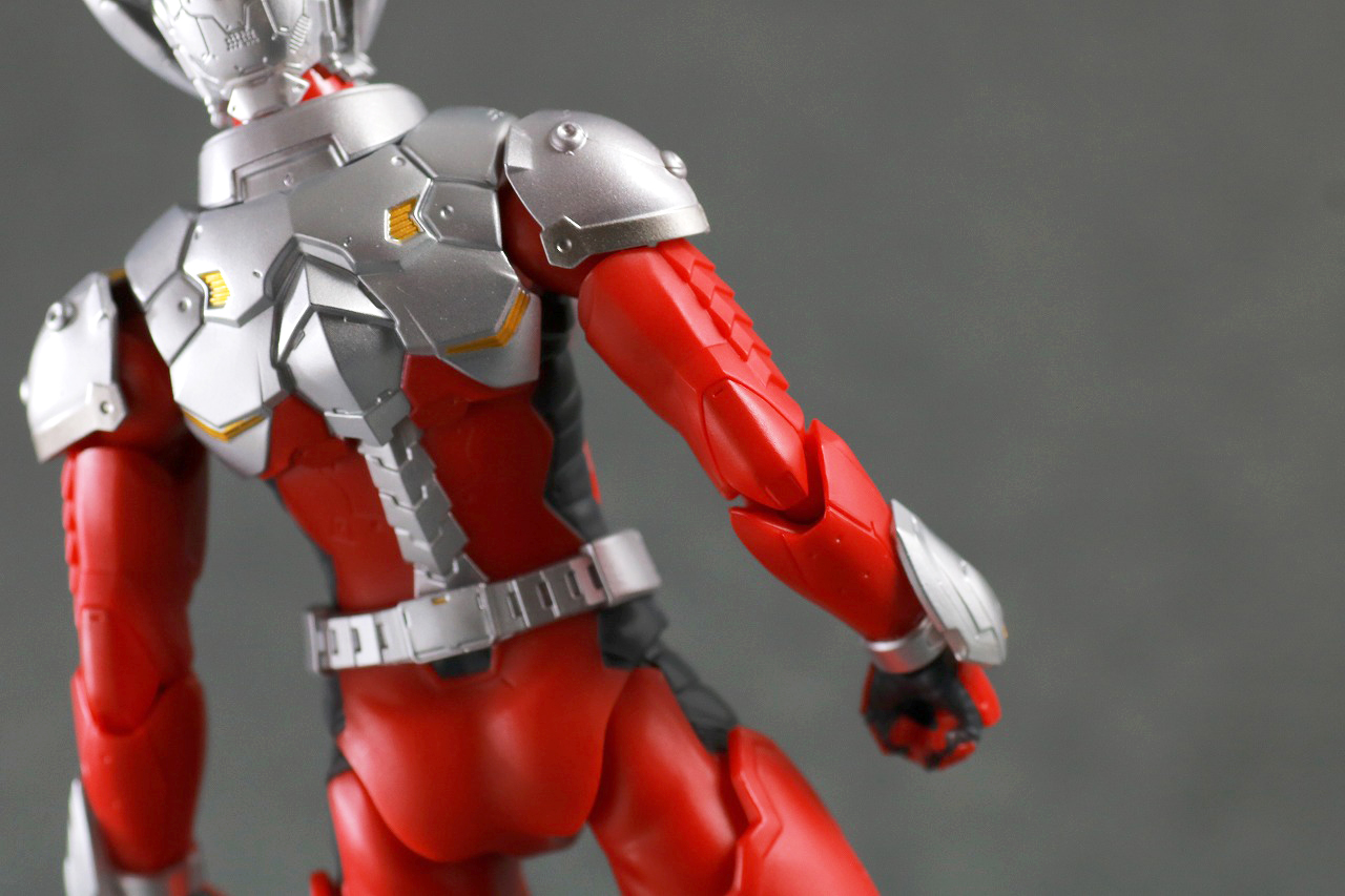 S.H.フィギュアーツ　ULTRAMAN SUIT TARO the Animation　レビュー　本体